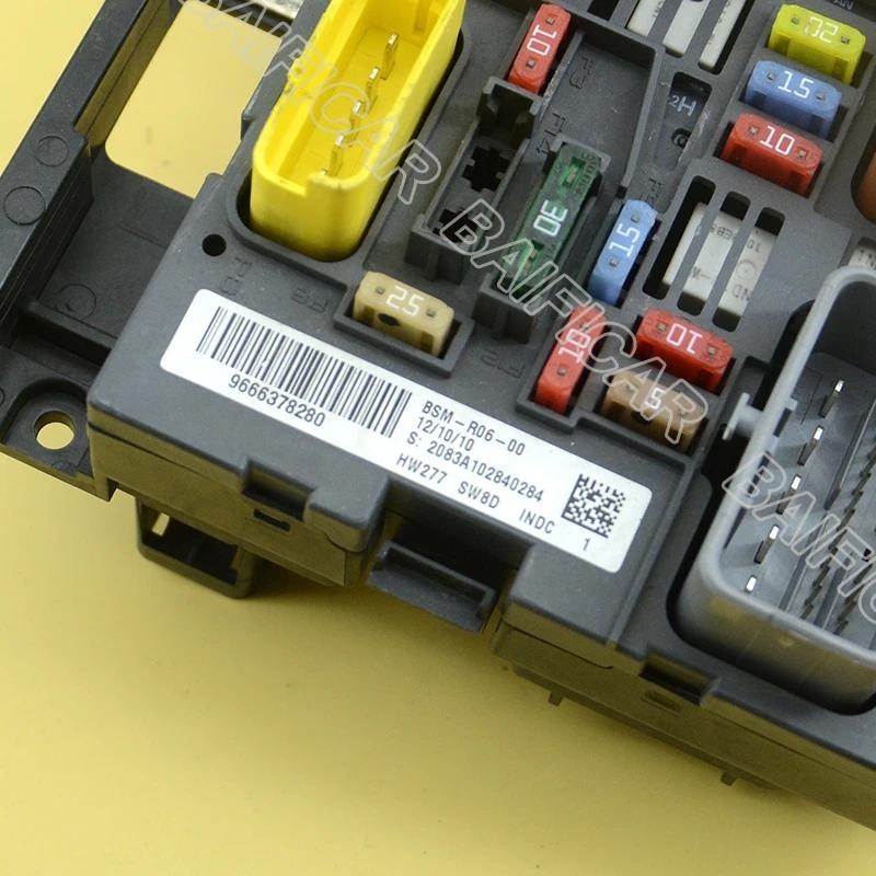 ใช้ของแท้ R06 R21 ภายใต้ Bonnet ฟิวส์กล่องโมดูลควบคุม BSM 9666378280 BSM-R06-00 สําหรับ Peugeot 308 