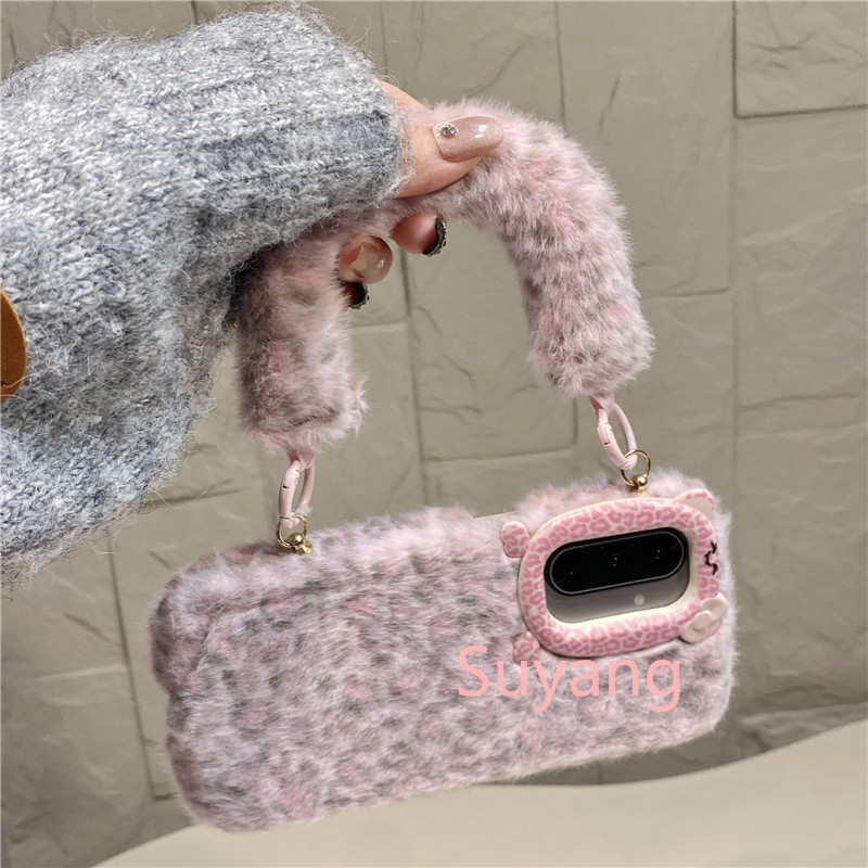 SAMSUNG เสือดาวพิมพ์รูปแบบSoft PlushสําหรับSamsung S25 S24 S23 Ultra A17 A16 A15 A14 A05S A35 A55 A54 A26 A36 A56 สายรัดข้อมือ