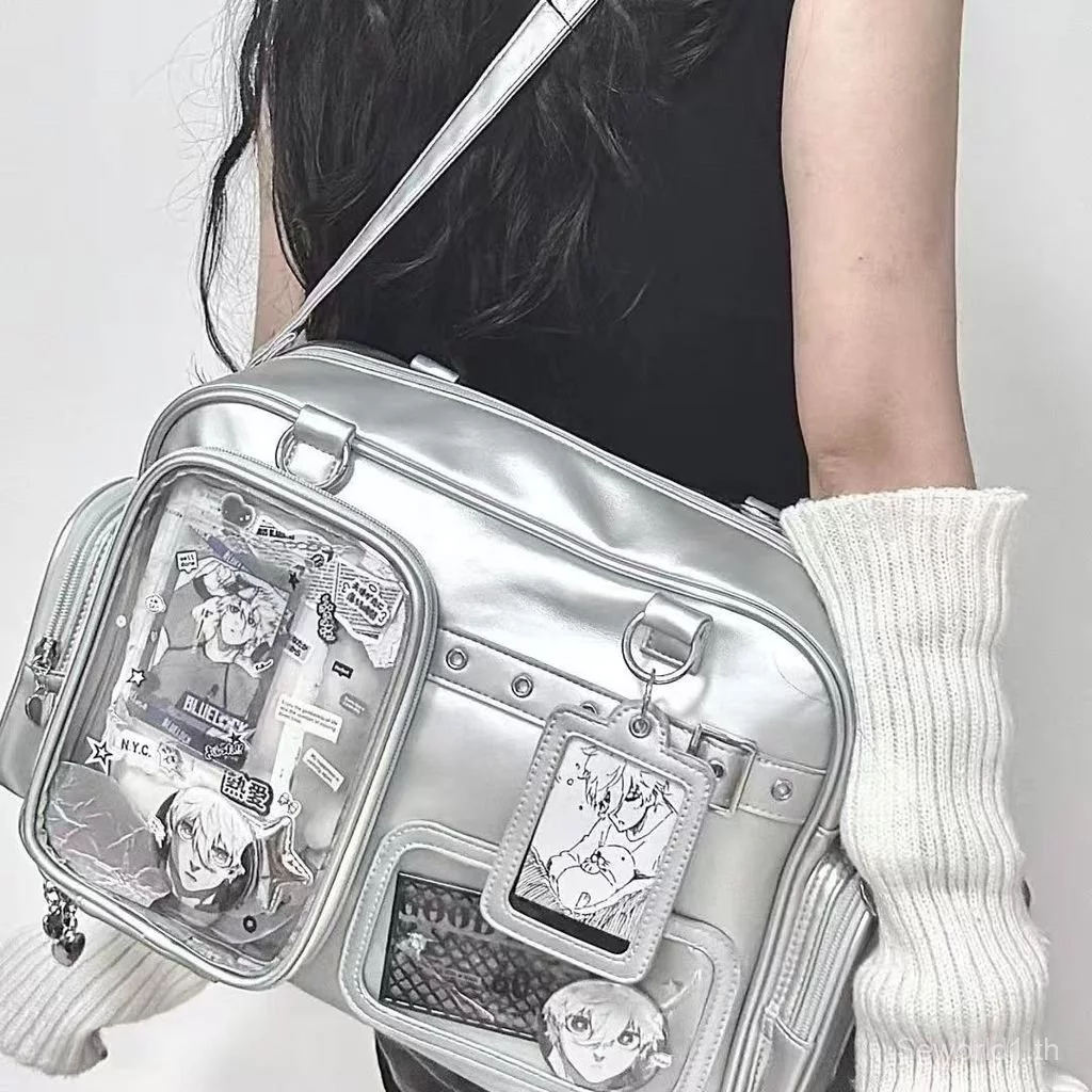 [Ready to Ship] Se.W Itabag กระเป๋าไหล่สำหรับผู้หญิง ออกแบบมาเพื่อคอนเสิร์ต มีฟีเจอร์ซ่อนป้ายไฟ เป้น.Crossbody ขนาดใหญ่ พกพาสะดวก สําหรับนักเรียนใช้ทุกวัน เป็นของขวัญที่มีคุณภาพสูง