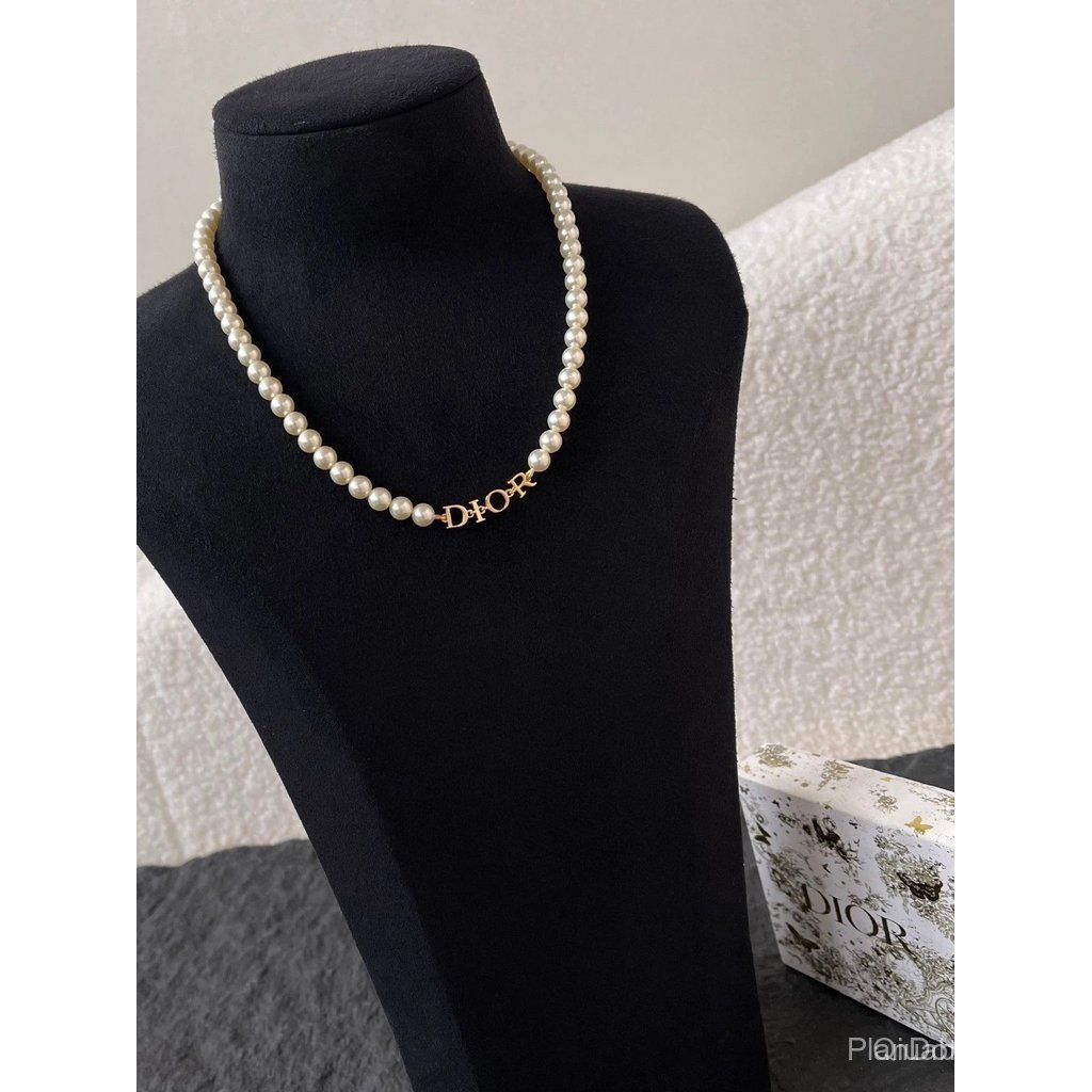 สร้อยคอ Dior New evolution