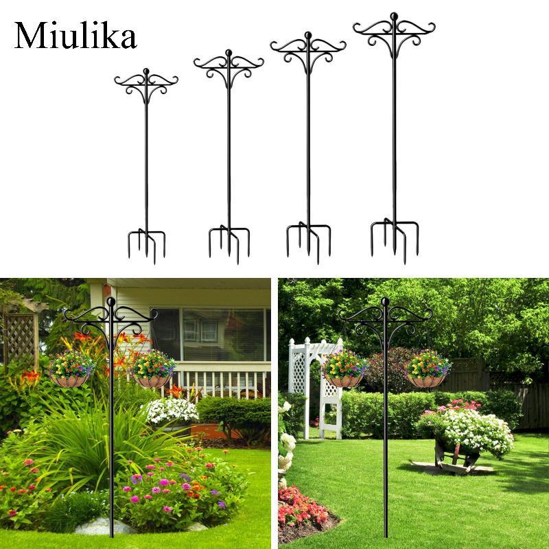 Miulika Garden Shepherd Hook พร้อม 5 ฐาน Prongs Garden Hanging Plant Rack สําหรับแขวน