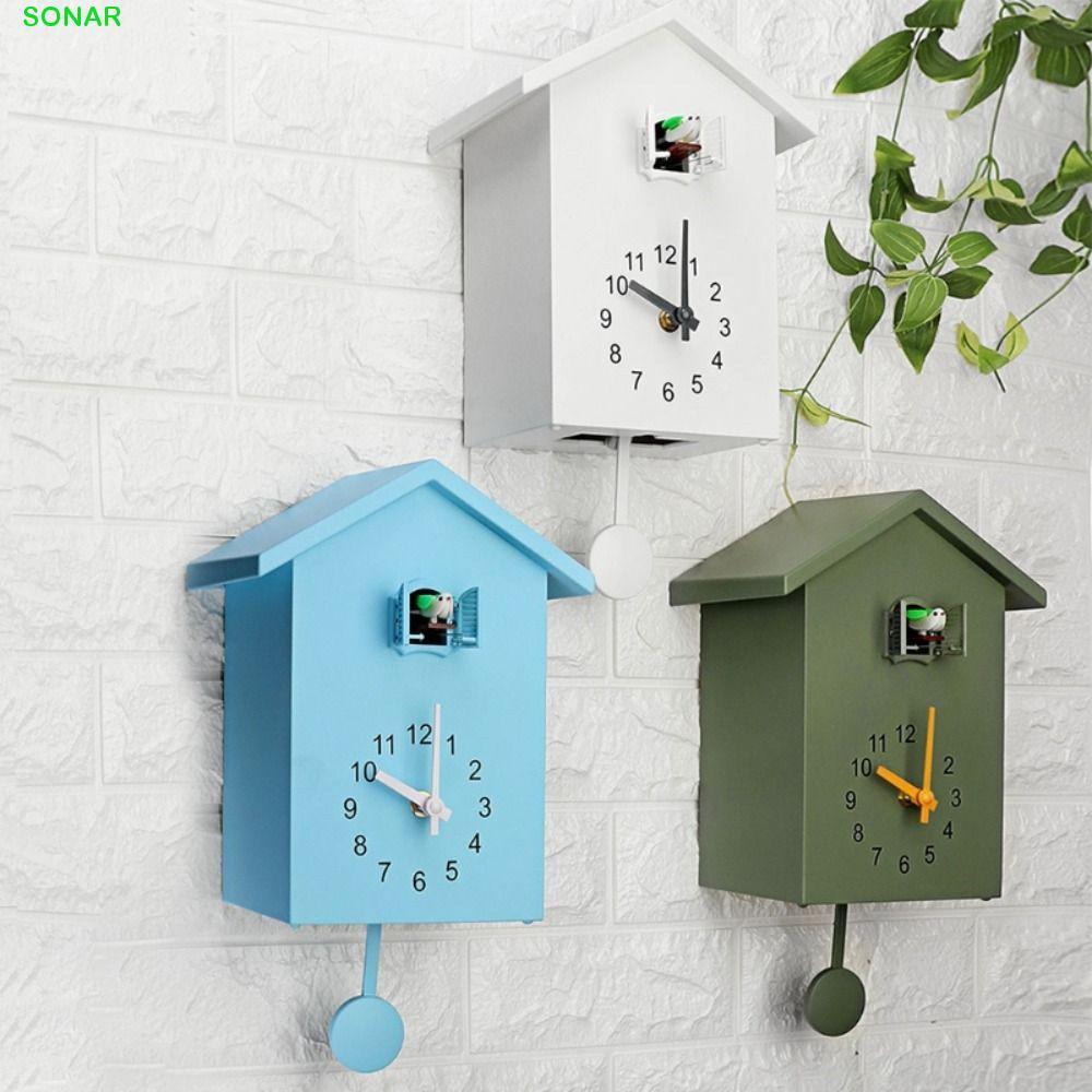 SONAR Cuckoo Wall Clock, นาฬิกาลูกตุ้ม House Shape Bird House Clock, สวน Cuckoo Chime พลาสติกเงียบที