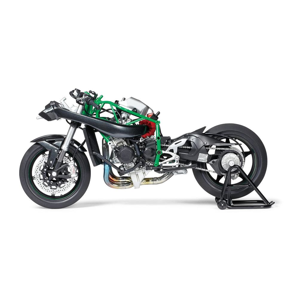 Tamiya 1/12 Motorcycle Series No. 131 Kawasaki Ninja H2R Plastic Model 14131