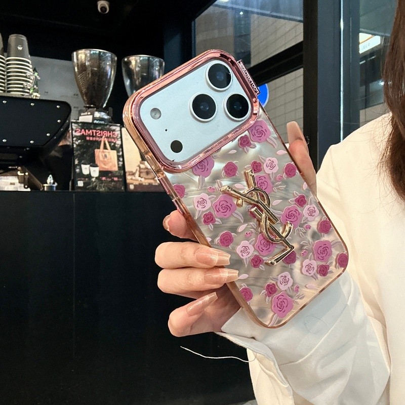 ป้ายชื่อแบรนด์แฟชั่น เคสไอโฟน 17 pro max 16 pro max 14 pro max 13 pro max 15 pro max เคส iphone 13 11 12 pro max 16 17 14 15 12 case เคสไอโฟน 16 pro 17 pro 16 plus 15 pro 14 pro 13 pro 12 pro 14 plus 15 plus เคสโทรศัพท์ กันกระแทก ดอกกุหลาบ