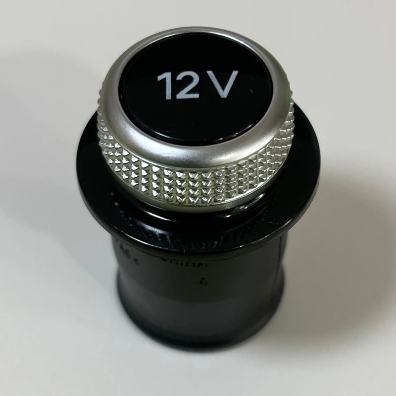 รถไฟแช็กตกแต่งฝาครอบ Chrome Plated ปลั๊กไฟแช็กสําหรับ Audi A3 A4 A5 Q2 Q7 R8 8W0 919 311 12V