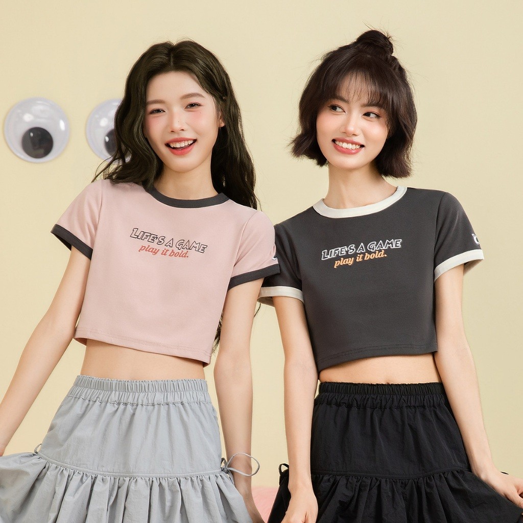 Young Hearts Crop Tee Basic Peekaboo V02-S00007