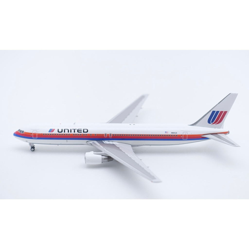 Phoenix 1: 400 PH04617 United Airlines โบอิ้ง 767-300ER N641UA