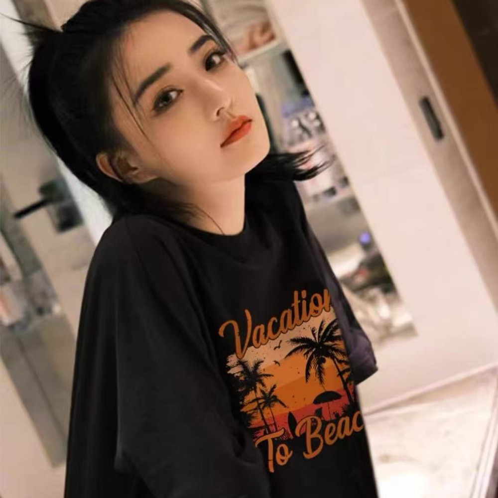 (ผ้าฝ้าย 100%) Luvoro 2026รุ่นใหม่ เสื้อยืด Cotton oversize T-shirt unisex ลาย เนื้อผ้านุ่มระบายอากาศดี แขนสั้น ใส่สบายสีดำและสีขาว เสื้อยืดทูโทน เสื้อยืดแขนสั้น C1792
