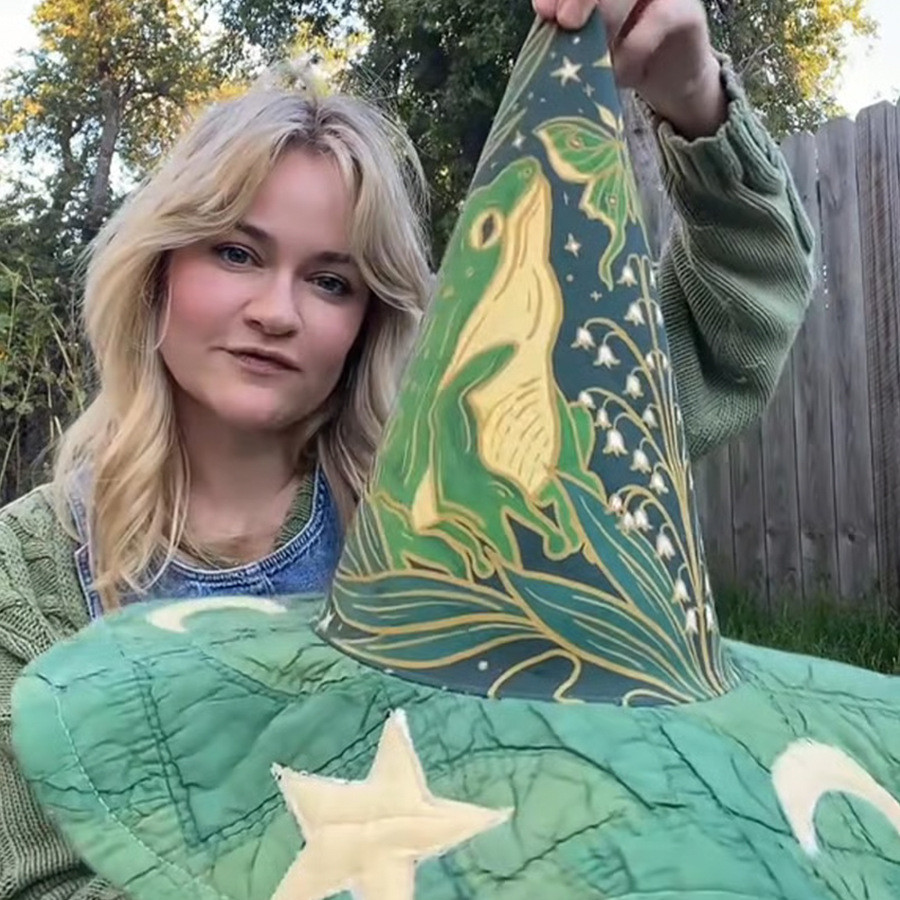 Quilted Witch Hat Handmade Folk Art Hat Party Halloween Hat หมวกแม่มดตกแต่ง