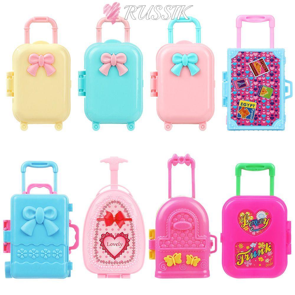 ROUSSIK ตุ๊กตากระเป๋าเดินทางของเล่นเด็ก Multistyles เฟอร์นิเจอร์ตุ๊กตาพลาสติก