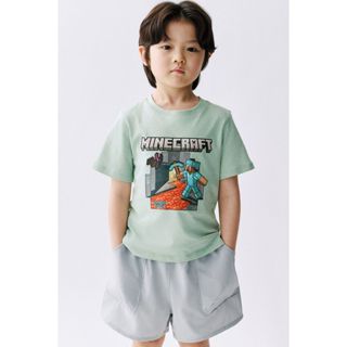 H&M(เอชแอนด์เอ็ม) เสื้อยืดพิมพ์ลาย เด็กชาย 1327864_1