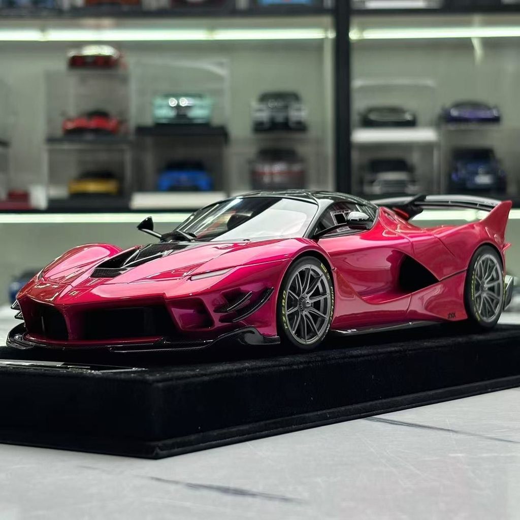 [คลังสินค้าพร้อม] HH รุ่น 1/18 Ferrari FXXK EVO รถเรซิ่นคอลเลกชันของขวัญเครื่องประดับยี่ห้อใหม่พร้อม