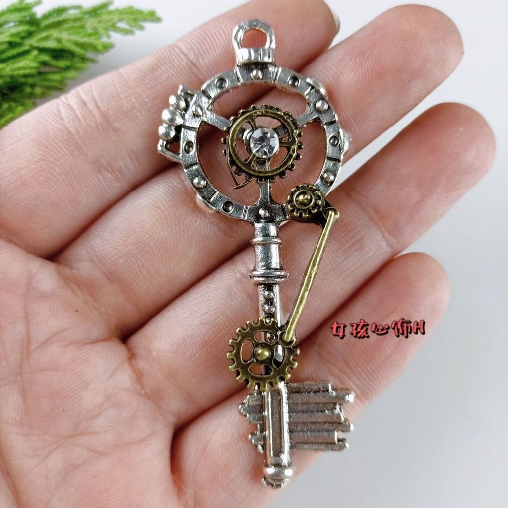 Hot Sale#Vintage Exaggerated Steampunk Series Gear Key Necklace Pendant Jewelry5ya IYX1