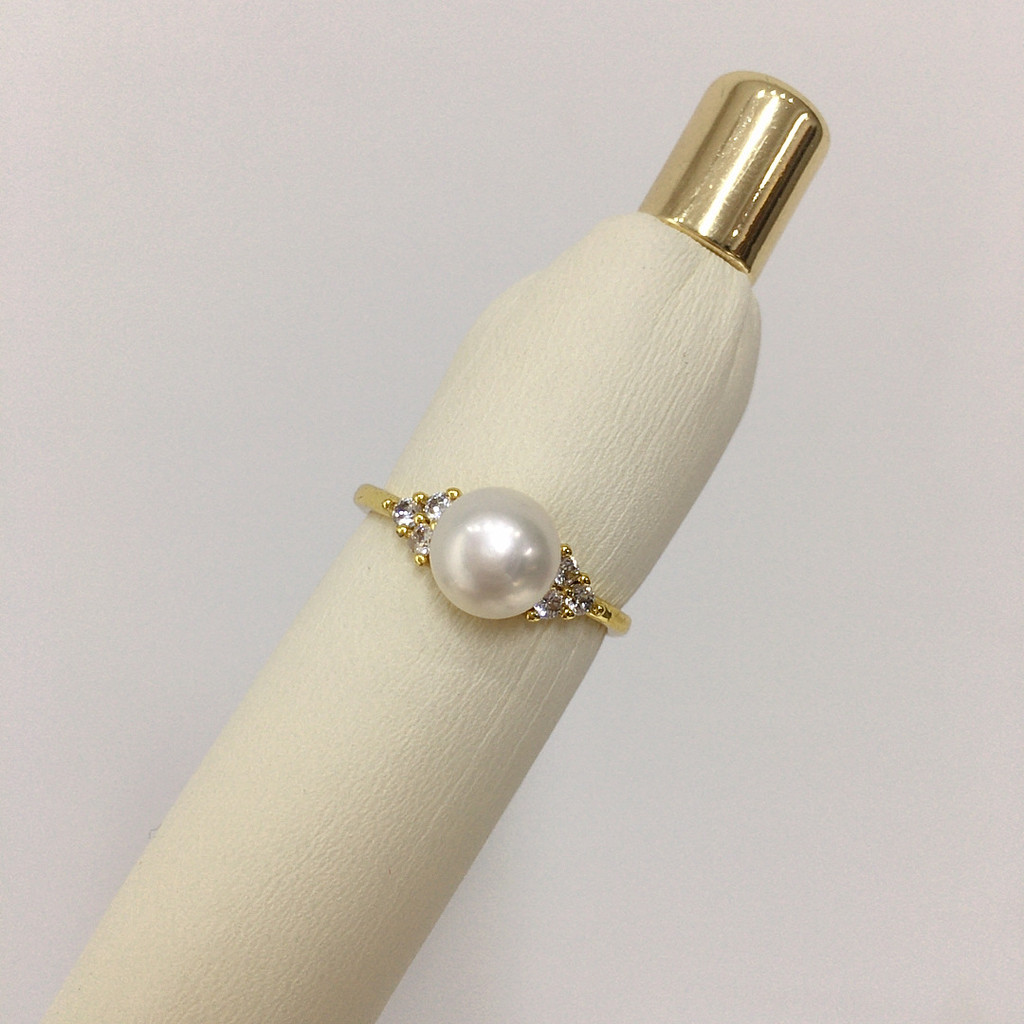 5A เกรดไฮไลท์แหวนมุกน้ําจืดธรรมชาติ 18K Gold Micro-Inlaid Zircon แหวนมุกเรียบง่าย