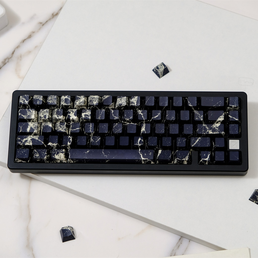 สีดําหินอ่อนด้านข้างแกะสลักโปร่งใส Keycap PBT Sublimation คีย์บอร์ดเครื่องกลหมวก wooting Mega Lion