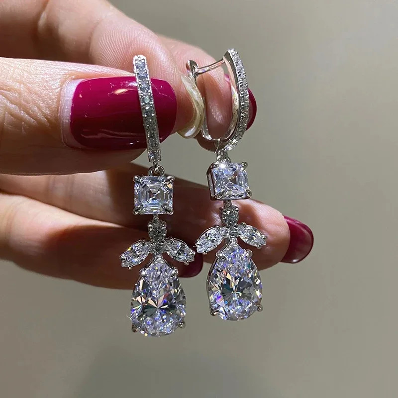 Sparkling Cubic Zirconia 925 เงินสเตอร์ลิง Drop ต่างหู Brilliant อินเทรนด์หูอุปกรณ์เสริมสําหรับงานแต่งงานโมเดิร์น Gorgeous หมั้นเครื่องประดับ