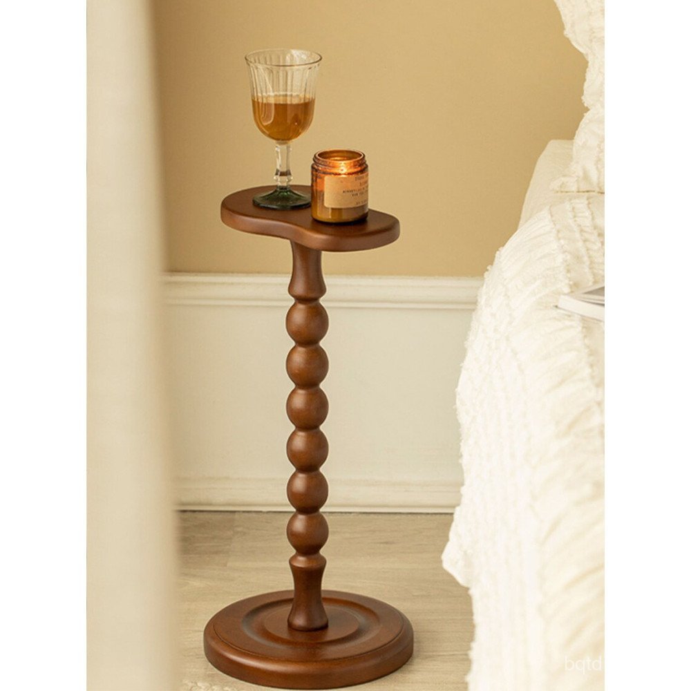 โซฟาสีดําเข้าสู่ระบบเชิงเทียนตารางถ้วยมุมขนาดเล็กที่สามารถเคลื่อนย้ายตารางไม้เนื้อแข็งชั้นวางสามารถต