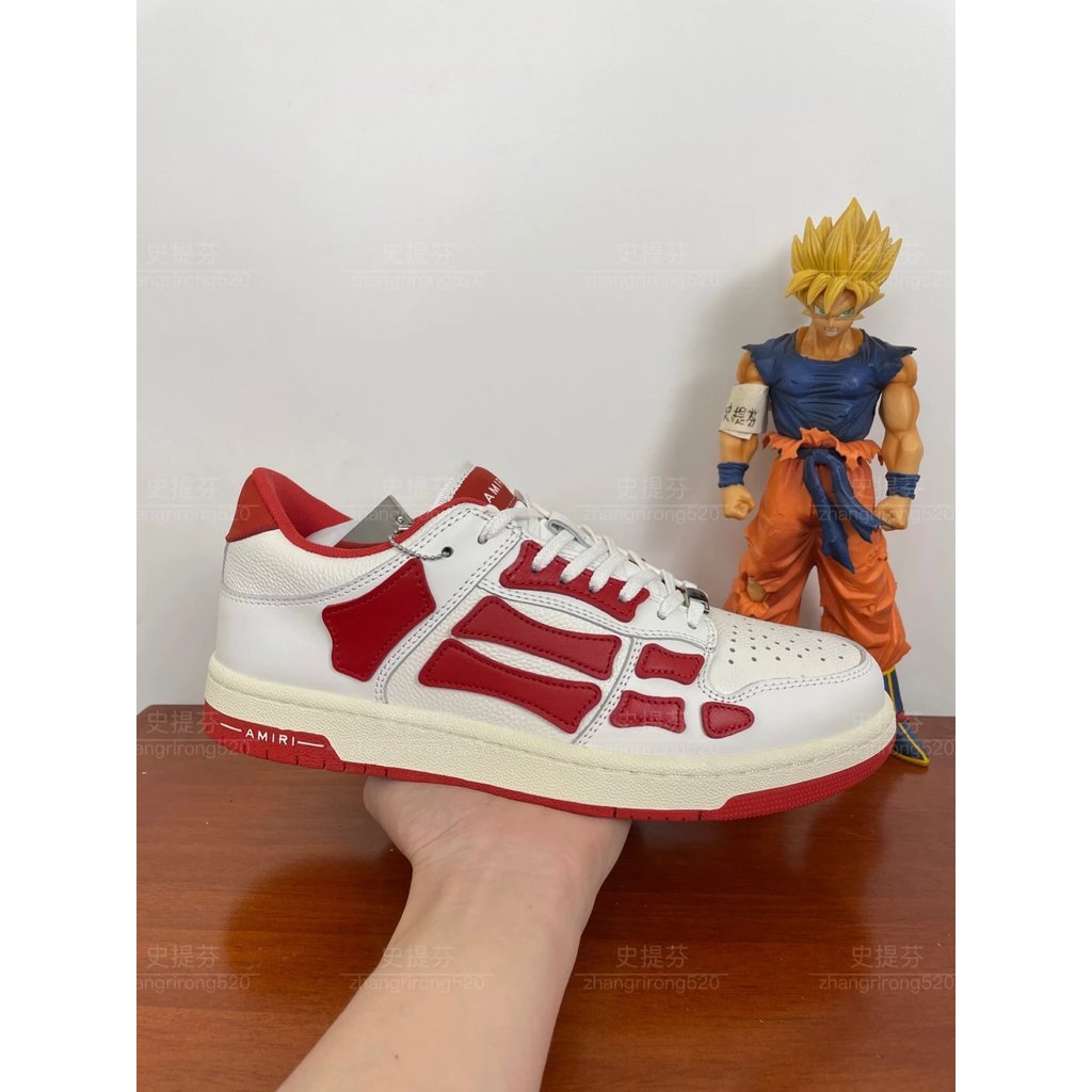 รองเท้าสีแดงกระดูก Amiri สีขาว