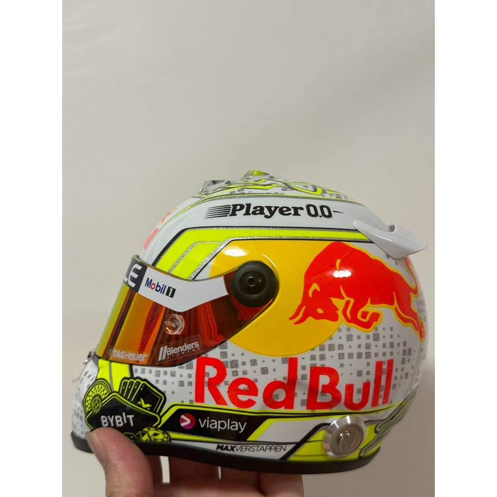 [คลังสินค้าพร้อม] Schubert Vestapan Red Bull F1 2023 ฤดูกาลการแข่งขัน Alaska Vegas Design Helmet Flu