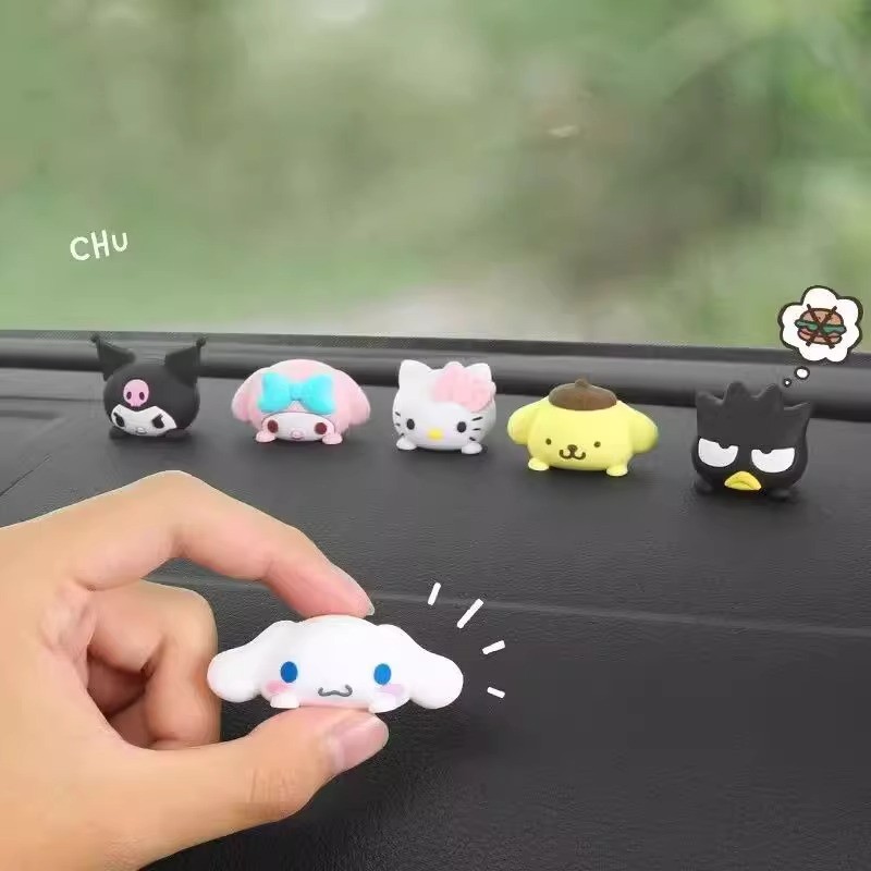 น่ารัก Sanrio Kitty รถแดชบอร์ดเครื่องประดับ Auto อุปกรณ์ตกแต่งภายในสําหรับผู้หญิง