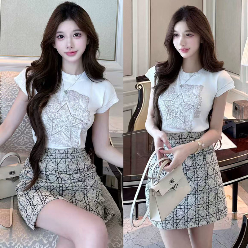 เสื้อยืดแขนกุดลายชาแนล ดีไซน์ใหม่ สไตล์เรียบหรู เหมาะสำหรับฤดูร้อน