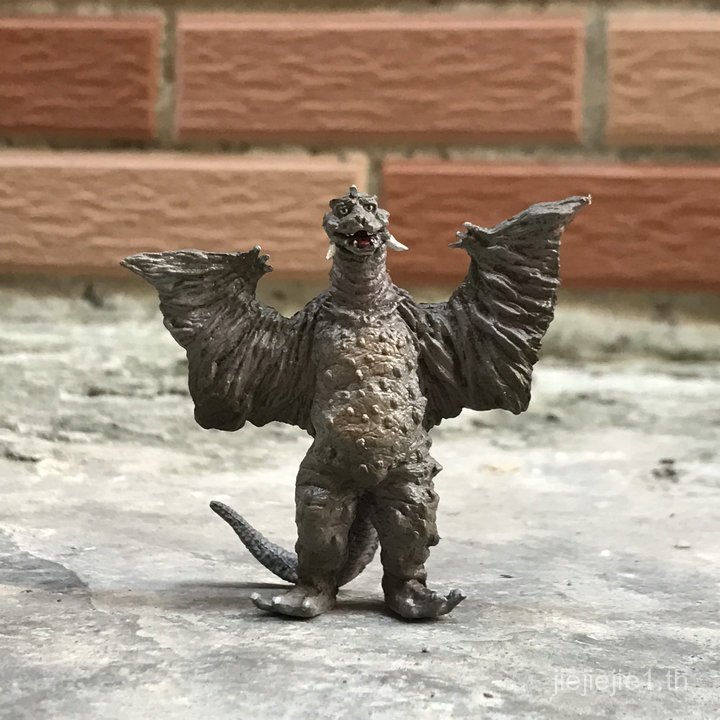 สินค้าใหม่เวอร์ชั่นญี่ปุ่นสินค้าจํานวนมากอุลตราแมนมอนสเตอร์แช่แข็งมอนสเตอร์bestaตุ๊กตาตกแต่งรุ่นBMP8