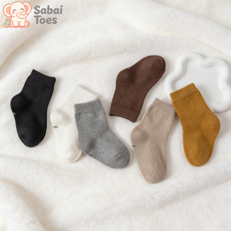 Sabai Toes ถุงเท้าผ้าฝ้ายแท้เรียบง่ายสำหรับเด็กทารก  สีพื้น นุ่มสบาย  เหมาะสำหรับเด็กอายุ 0-3 ปี