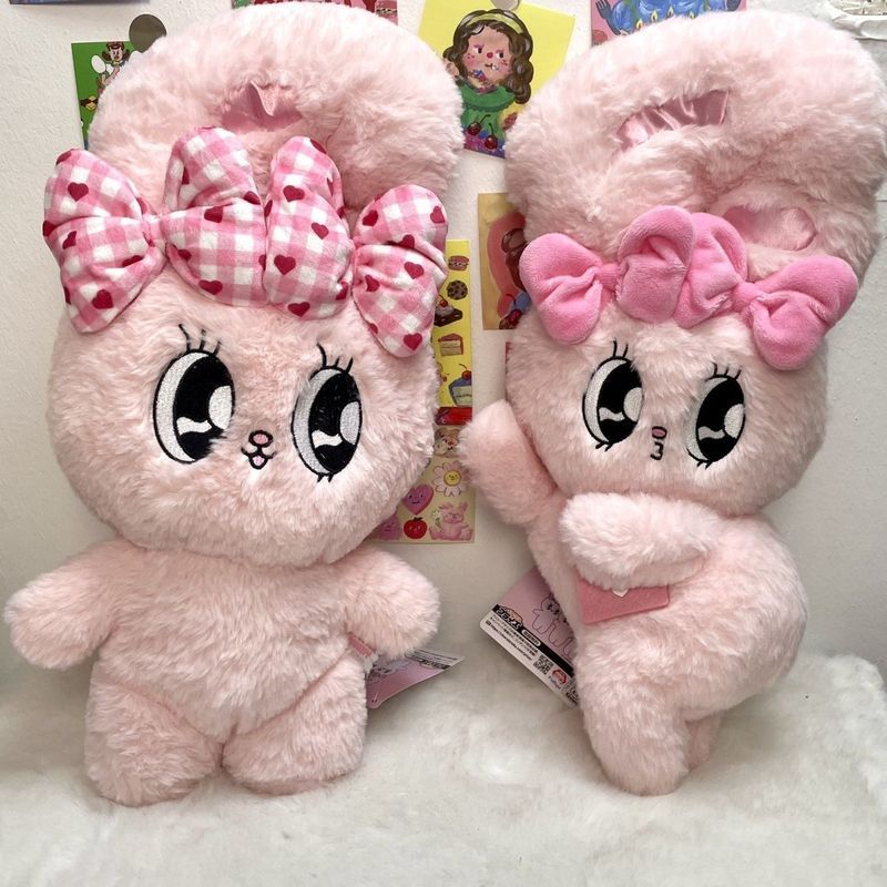 【พร้อมส่ง】 esther bunny  esther bunny พวงกุญแจ สินค้าที่เกี่ยวข้อง: ตุ๊กตากระต่าย, ของขวัญวันเกิด
