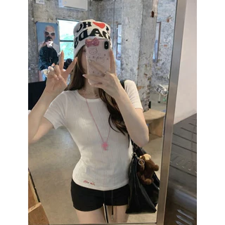 ส่งไวจากไทย เสื้อยืดผู้หญิง แขนสั้น ผ้าร่องนุ่ม ปักตัวอักษร ดีไซน์เรียบหวานYOUMI