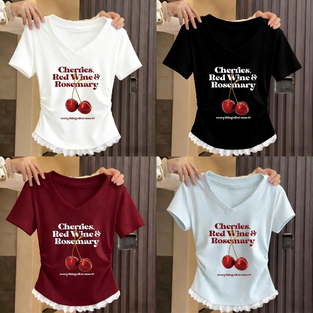 【COD】เสื้อยืดแขนสั้นคอวีลายเชอร์รี่ สำหรับสตรี ตัวยืดหยุ่นสวยงาม มีลายลูกไม้ขอบตกแต่ง เสื้อผ้าแฟชั่นสไตล์ไม่เหมือนใคร