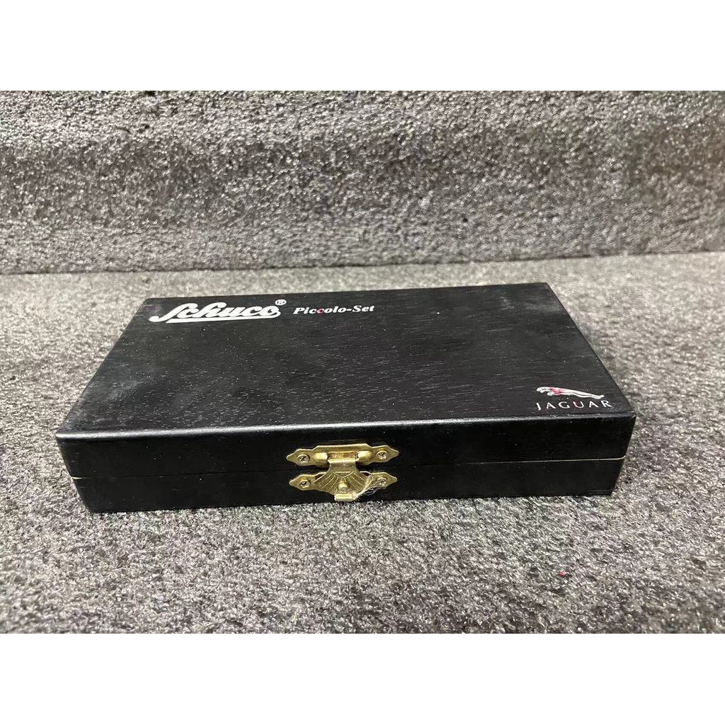 [สต๊อกพร้อม] Schuco Schuco 1/87 Jaguar Mk2 E-type XK120 Classic Car Three-Car Set Piccolo 1/90 กล่อง