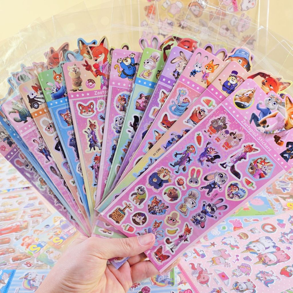 2PCS Zootopia 2 เลเซอร์สติกเกอร์การ์ตูนน่ารัก Judnick Garry DIY สติกเกอร์บัญชีมือสติกเกอร์