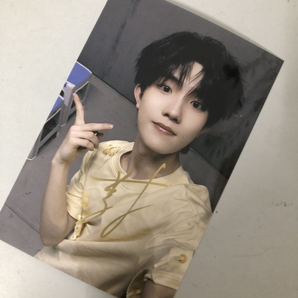 Su Xinhao ลายเซ็นภาพ Fidelity Non-พิมพ์แฟชั่น Merchandise พัดลมสนับสนุนพิธีสําเร็จการศึกษาเพื่อนเพื่