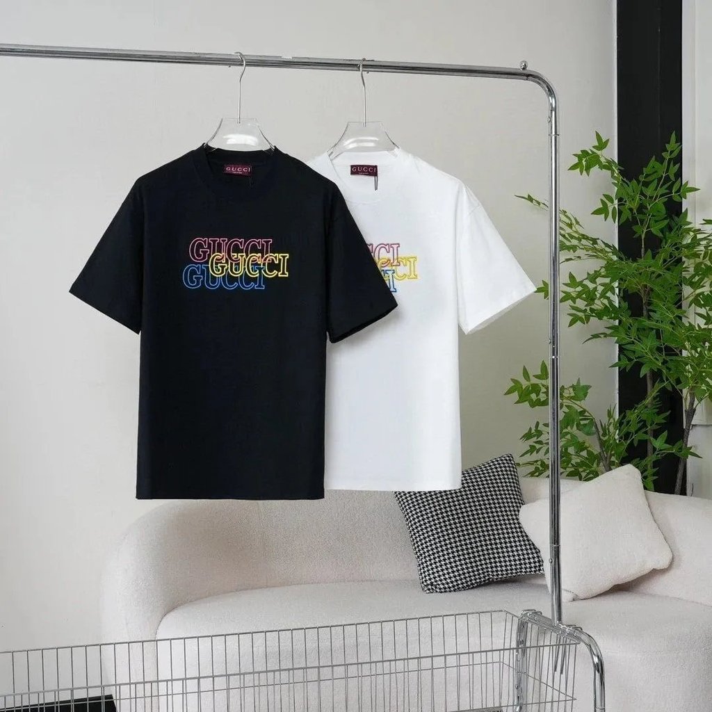 เสื้อเชิ้ตแขนสั้นผู้หญิง ลายสามสี งานเย็บประณีต มีโลโก้รอบคอนามะ Dior และNike แฟชั่นใหม่