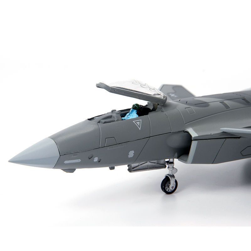 Telbo 1: 72 J-20 เครื่องบินรุ่นเครื่องบินโลหะผสม Stealth Fighter J20 ทหารจําลองเครื่องประดับ