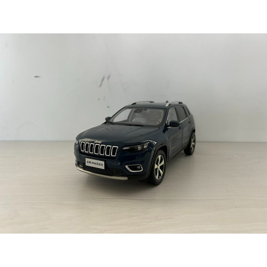 [คลังสินค้าพร้อม] [ใหม่เอี่ยมยังไม่ได้เปิด] 1: 18 โรงงานเดิม Guangqi Fike ยี่ห้อใหม่ JEEP ฟรีไฟ JEEP