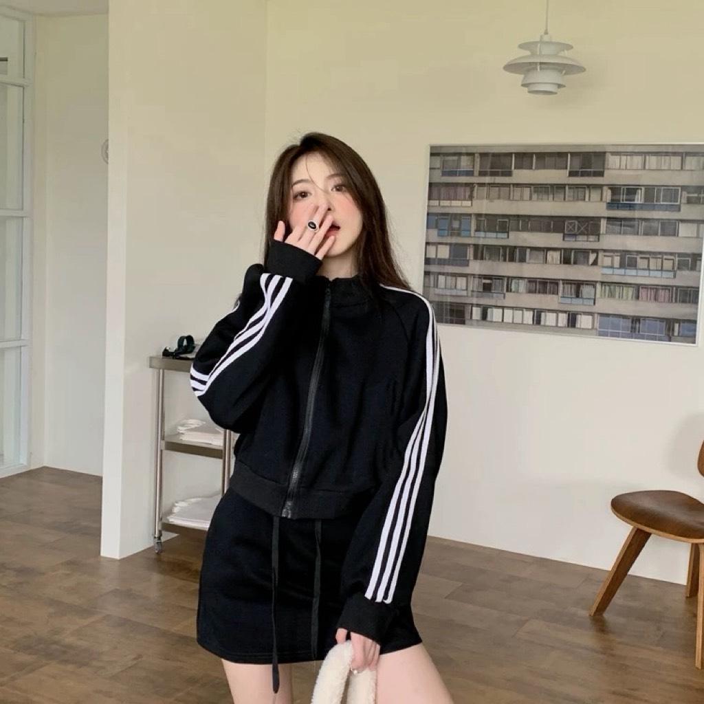 ชุดเซ็ตผ้าวอร์ม แฟชั่นแนวสปอร์ต เสื้อแขนยาวและกระโปรงเอวยางยืด มีซับในกางเกง - B1715