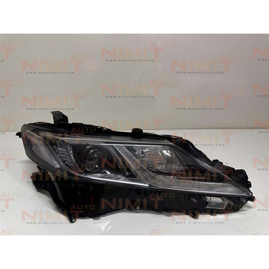 ไฟหน้า TOYOTA CAMRY 2020 ข้าง R