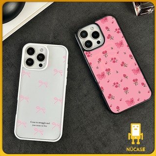 เคสโทรศัพท์ สำหรับ iPhone 11 13 16 ProMax 17 Case iPhone 13 14 15 ProMax 12 13 ProMaxชุดผ้าปักกิ่งชมพูสติ๊กเกอร์สุนทร อะ