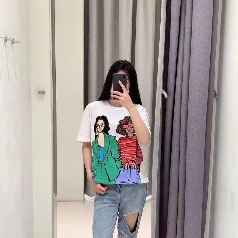 ZARA ซาร่า เสื้อผ้าผู้หญิงใหม่/เสื้อยืดคอกลมแขนสั้นพิมพ์ลายแฟชั่น/เสื้อยืด 24213523 ราคา ถูกที่สุด ดีลบีเคเค แกลเลอรีภาพที่ 2