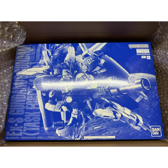 Bandai PB Limited MG 1/100 EX-S กันดั้ม/S กันดั้มโมเดล