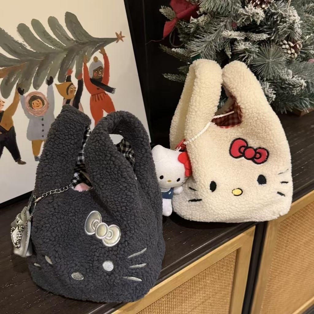 Xinyi Home Christmas Plush น่ารัก Hello Kitty กระเป๋าถือปัก Lamb กระเป๋าทํางาน Commuter กระเป๋าแบบพก