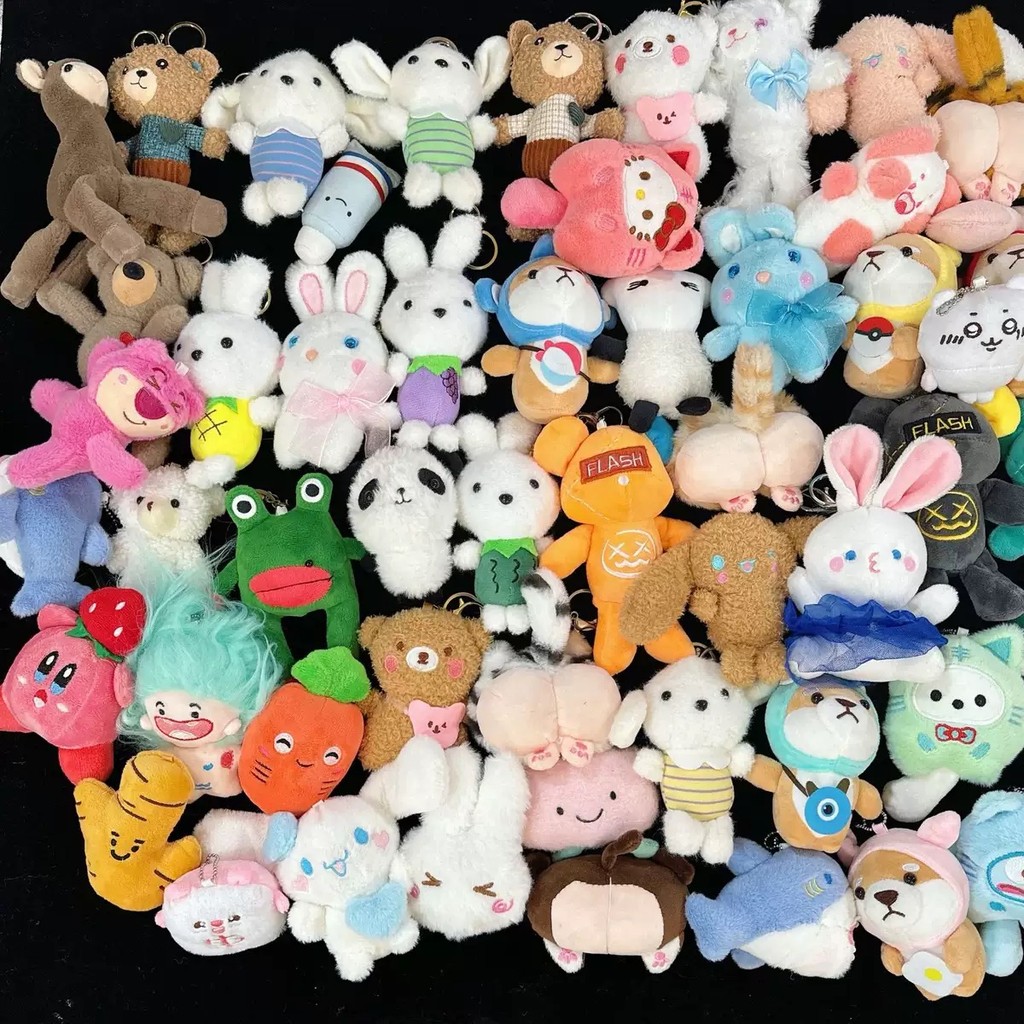 พวงกุญแจตุ๊กตาขนฟูน่ารัก ที่แขวนกระเป๋านักเรียนแบบสุ่ม
