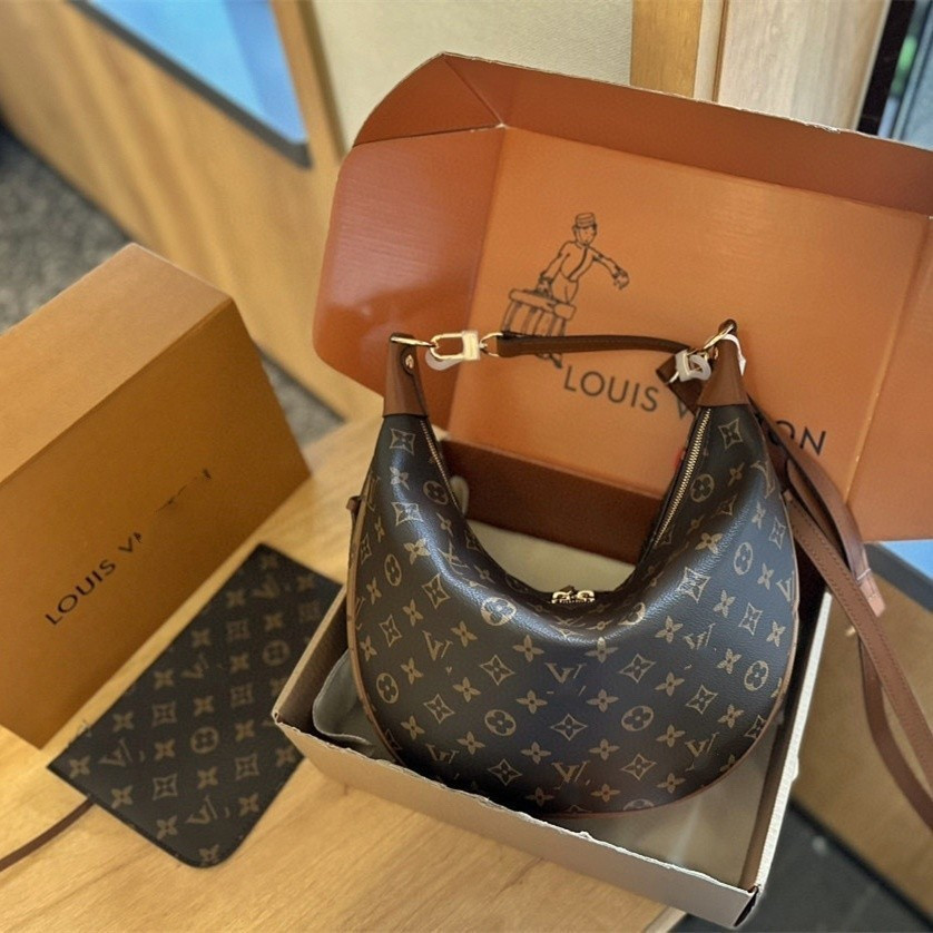 [1: 1 Boutique] Presbyopic Crescent Bag Underarm Bag 2 in 1