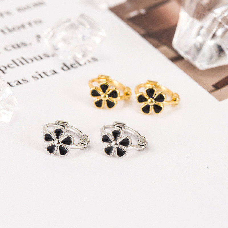 สีดําต่างหูดอกไม้ขนาดเล็กหญิงอารมณ์กลีบหวานเรียบง่ายหยดเคลือบ CelesIsle No7 TB0 CT3 MT4 DS10