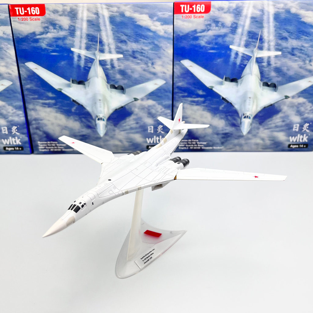 WLTK1: 200 รัสเซีย TU-160 TU-160 White Swan Bomber เครื่องบินทหารรุ่นของเล่นตกแต่ง