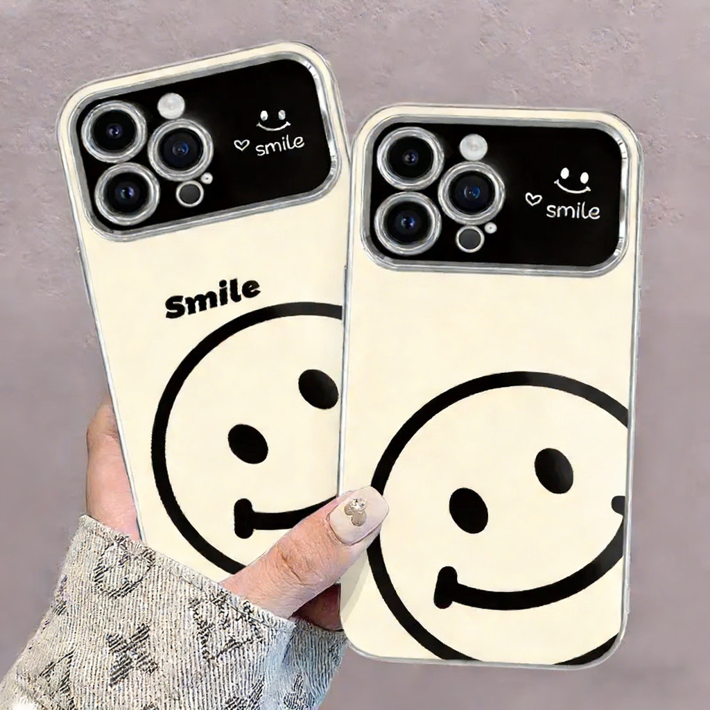 PremiumShell ดีไซน์รูปหน้ายิ้มเรียบง่ายและมีสไตล์ ใช้งานได้กับ iPhone 11/13/14/15 Pro/16/17 Pro/16 Pro Max (ZY6DSC177)