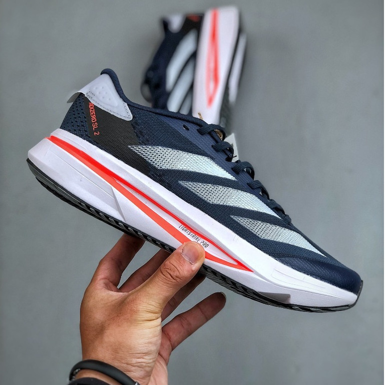 รองเท้าวิ่ง Adidas Adizero SL2 และ Adios Pro 3 เหมาะสมสำหรับทั้งชายและหญิง