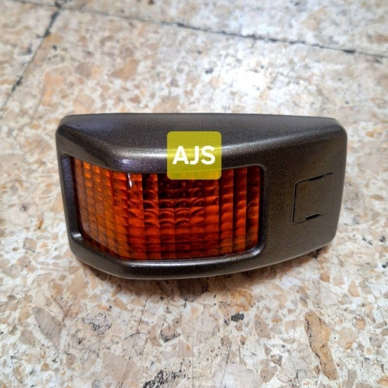 ไฟเลี้ยวข้างสําหรับประตู HINO 500 LOHAN