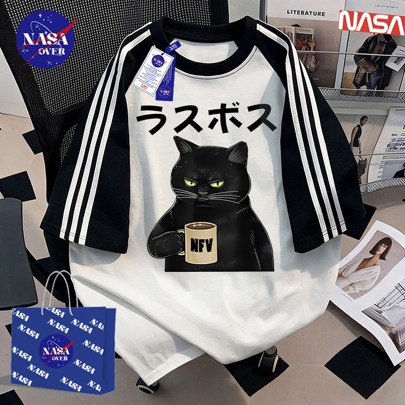 【จัดส่งตลอด 24 ชั่วโมง】🔥NASA ลายสามแถบ ดีไซน์ตัดสี ลายแมวน้อย เสื้อผญ เสื้😾oversizeคอกลม เสื้อYG1184